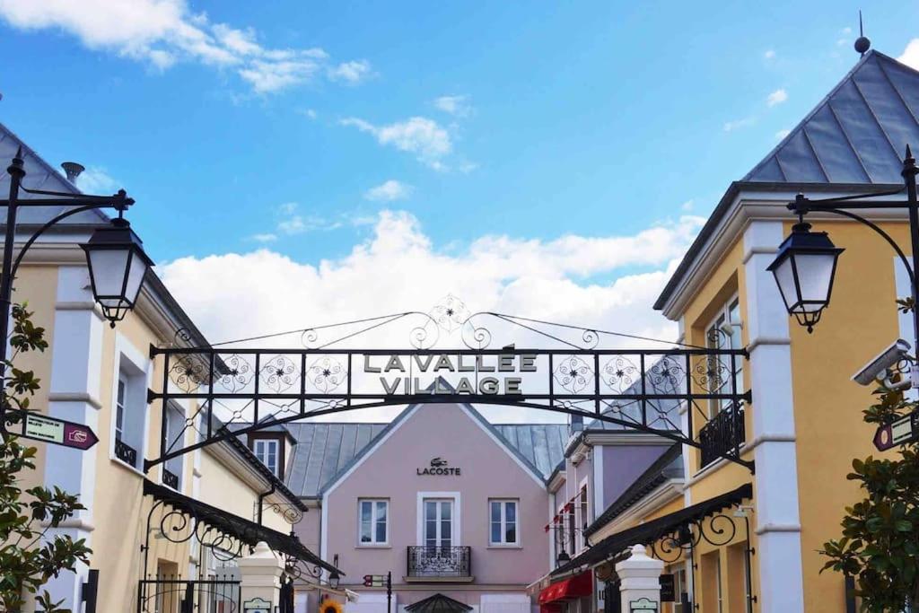 The Smile House // Bussy-Saint-Georges Apartment Exterior photo